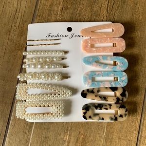 14 Pc. Assorted Hair Clips & Barets